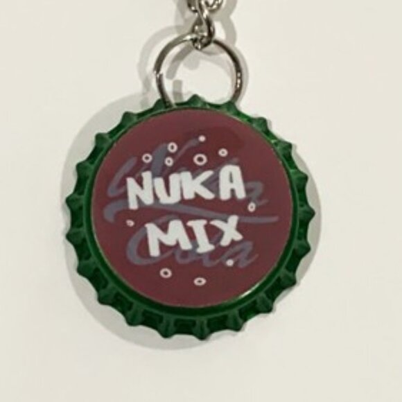 Fallout 4 Nuka Mix Cap Keychain - 3.5inch Gaming Keychain - Picture 4 of 7